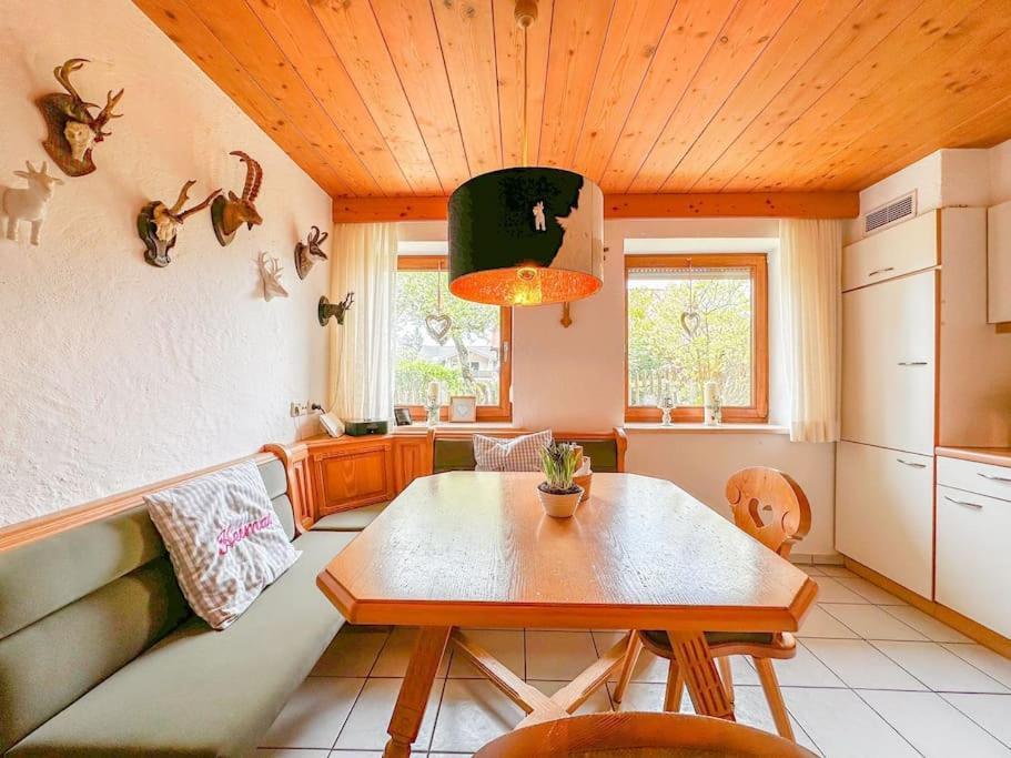 Alpines Wohlfuehl-Apartment Oplus Oberstaufen Buitenkant foto